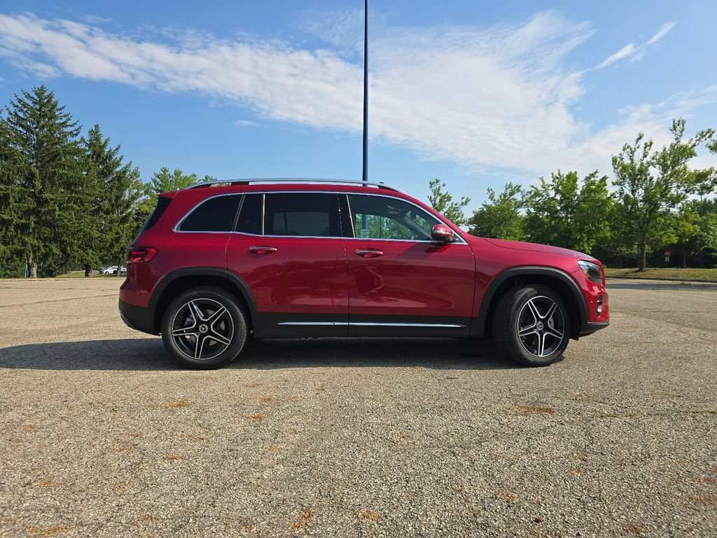 New 2026 Mercedes-Benz GLB 250 4MATIC image 16