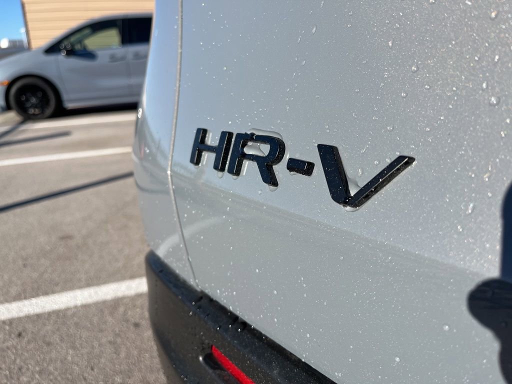 Used 2026 Honda HR-V Sport image 7