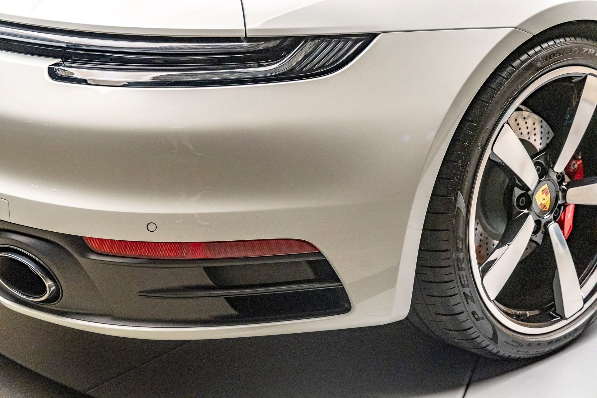 Used 2024 Porsche 911 Cabriolet image 24