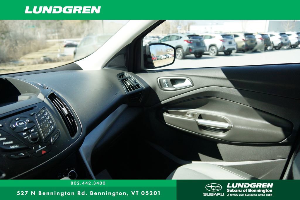 Used 2015 Ford Escape SE image 21