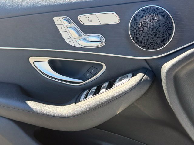Used 2021 Mercedes-Benz GLC 300 4MATIC image 18