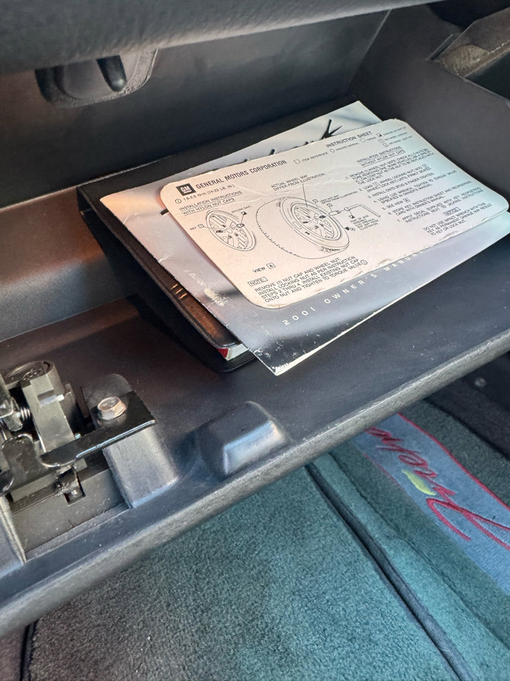 Used 2001 Pontiac Firebird Formula w/ SLP Firehawk Pkg image 17