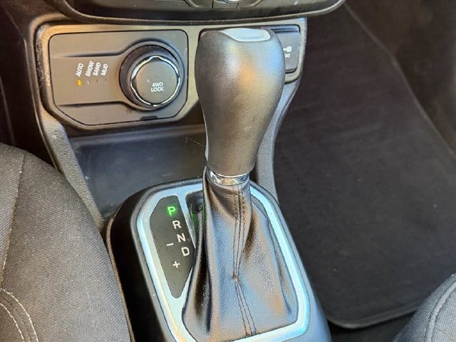 Used 2020 Jeep Renegade Sport AWD/4WD image 24