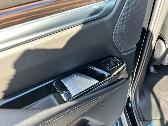 New 2026 Cadillac Escalade Luxury w/ Touring Package image 23