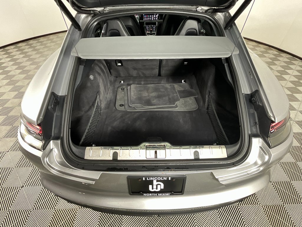 Used 2022 Porsche Panamera Platinum Edition image 28