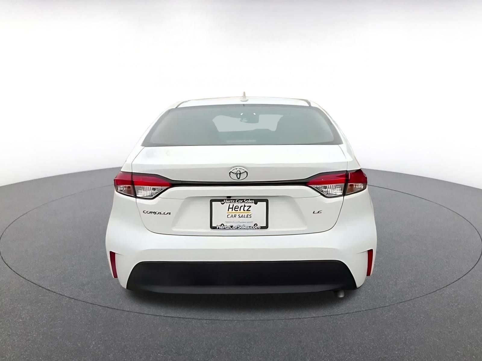 Used 2025 Toyota Corolla LE image 12