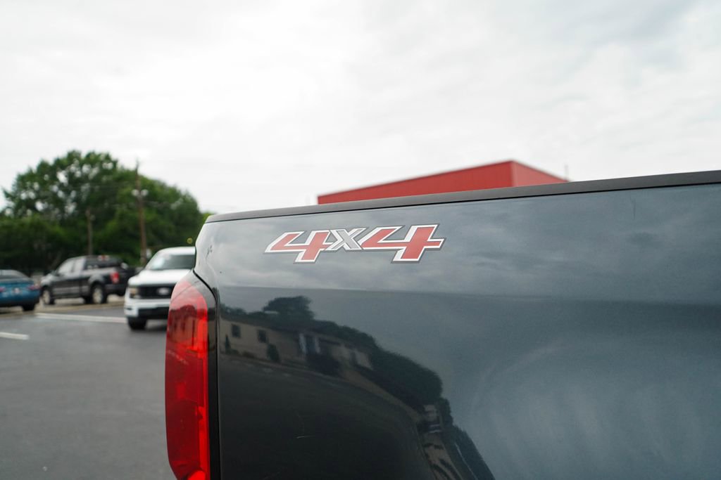 Used 2020 Chevrolet Colorado LT AWD/4WD image 18