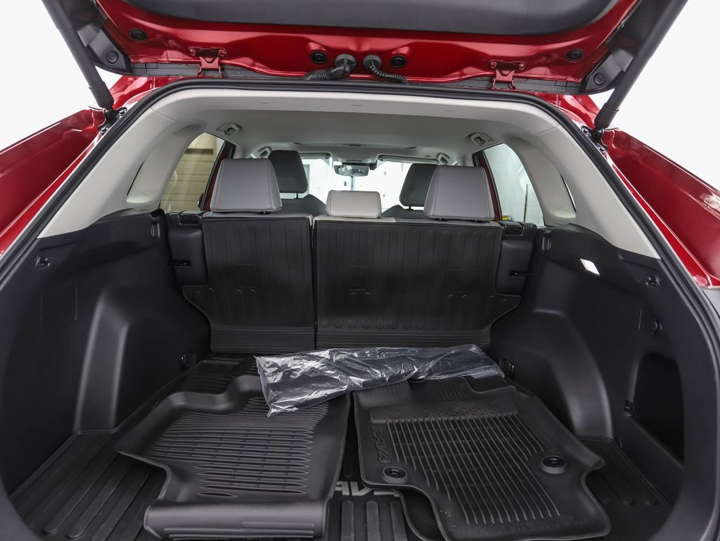 Used 2025 Toyota RAV4 XLE Premium w/ Weather Package AWD/4WD image 22