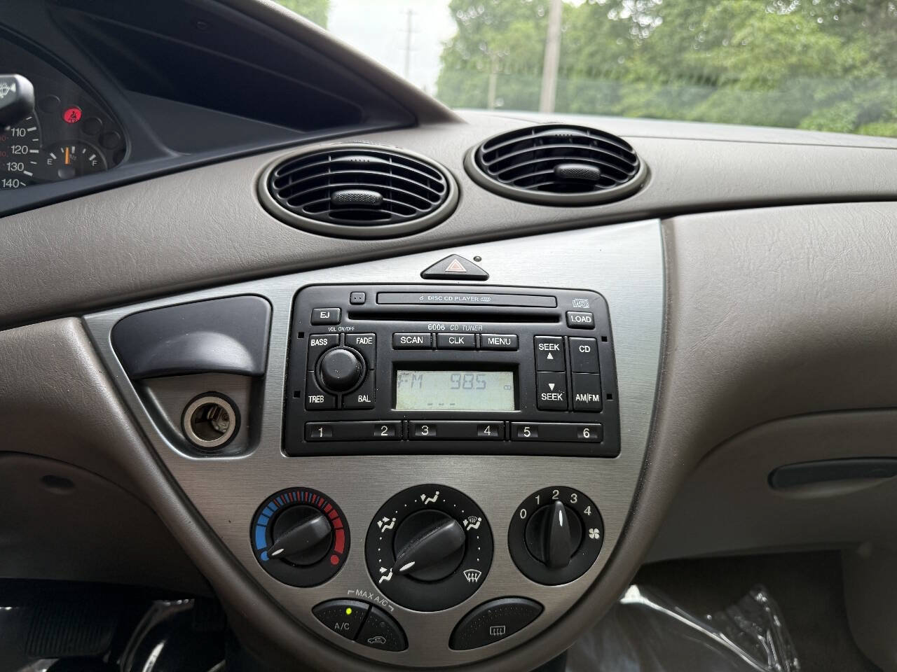 Used 2002 Ford Focus ZTS FWD image 22