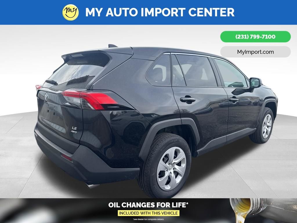 Used 2025 Toyota RAV4 LE image 5
