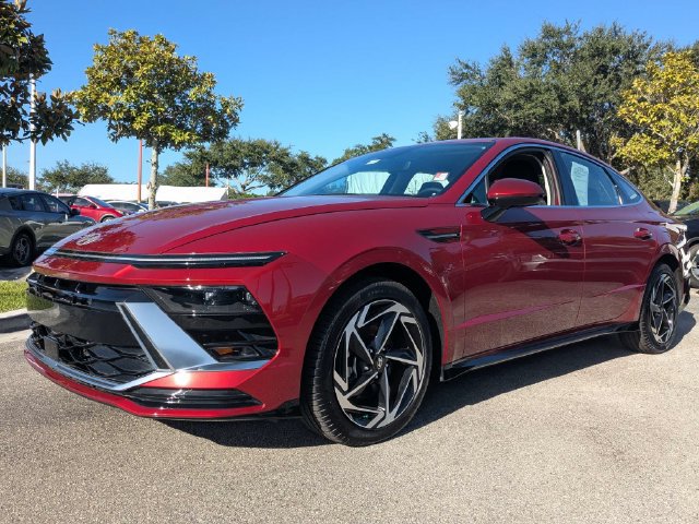 Used 2026 Hyundai Sonata SEL FWD image 2