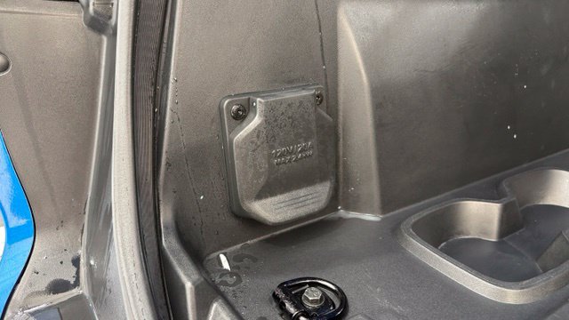 Used 2026 Chevrolet Silverado EV Trail Boss AWD/4WD image 11