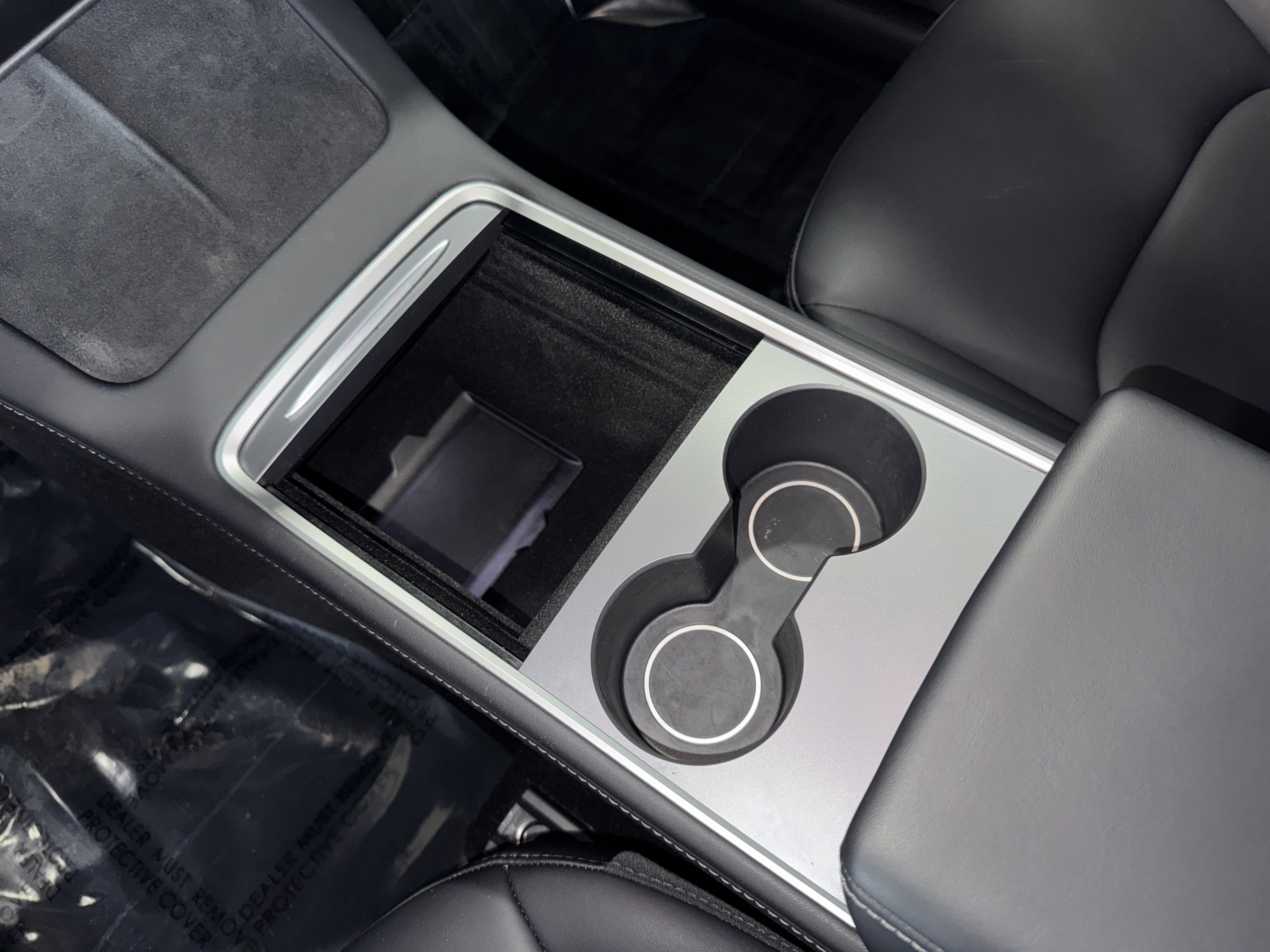 Used 2022 Tesla Model Y Long Range image 27