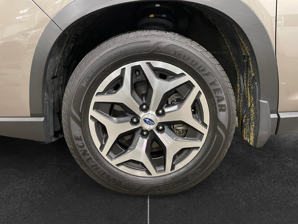Used 2019 Subaru Forester Premium w/ All-Weather Package AWD/4WD image 14
