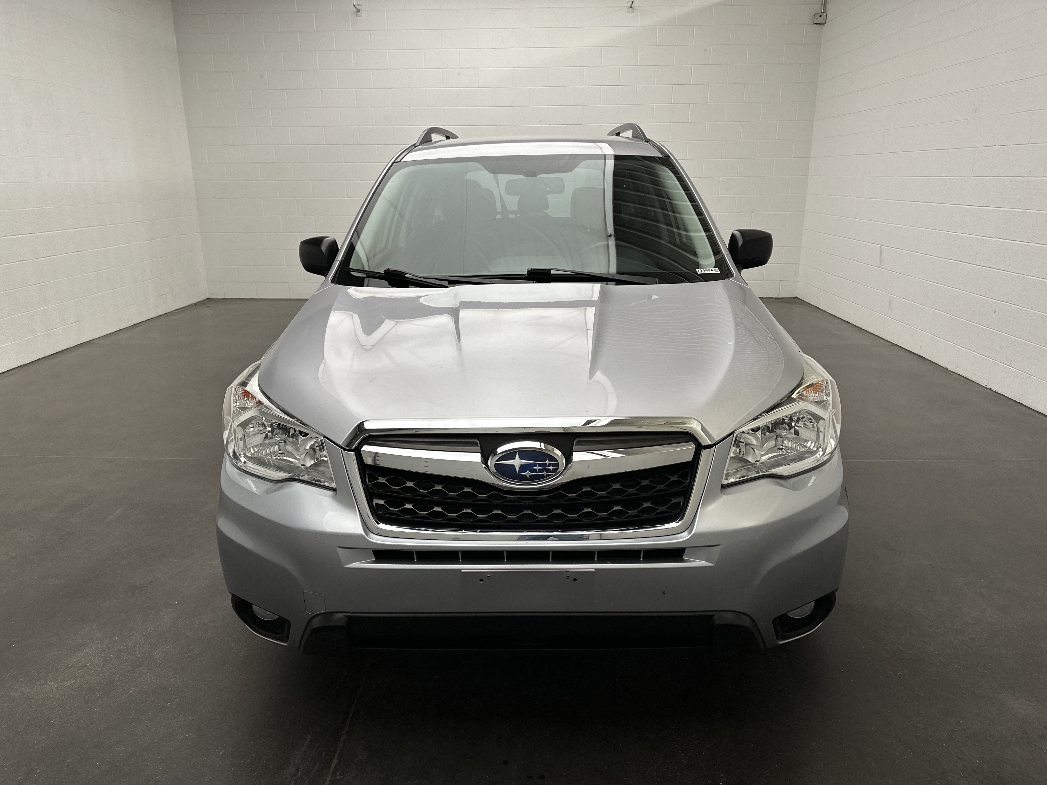 Used 2016 Subaru Forester 2.5i w/ Alloy Wheel Package AWD/4WD image 3