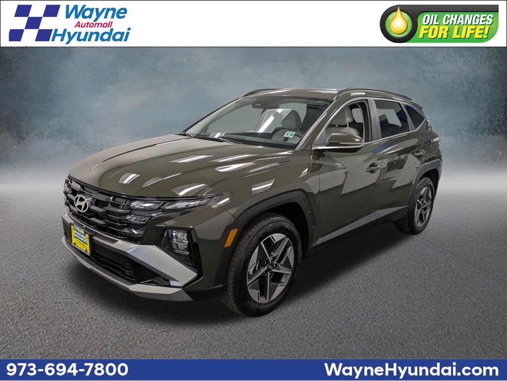 Certified 2025 Hyundai Tucson SEL AWD/4WD image 1