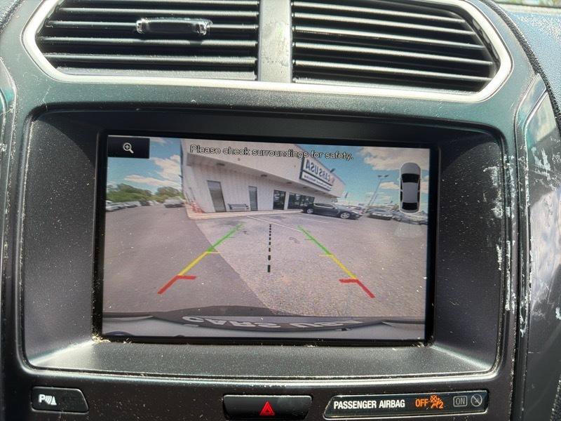Used 2016 Ford Explorer XLT w/ Equipment Group 201A AWD/4WD image 35