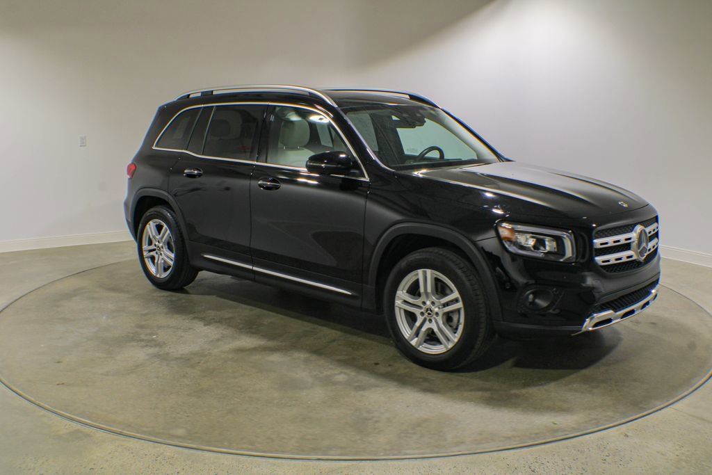 Used 2023 Mercedes-Benz GLB 250 4MATIC image 7