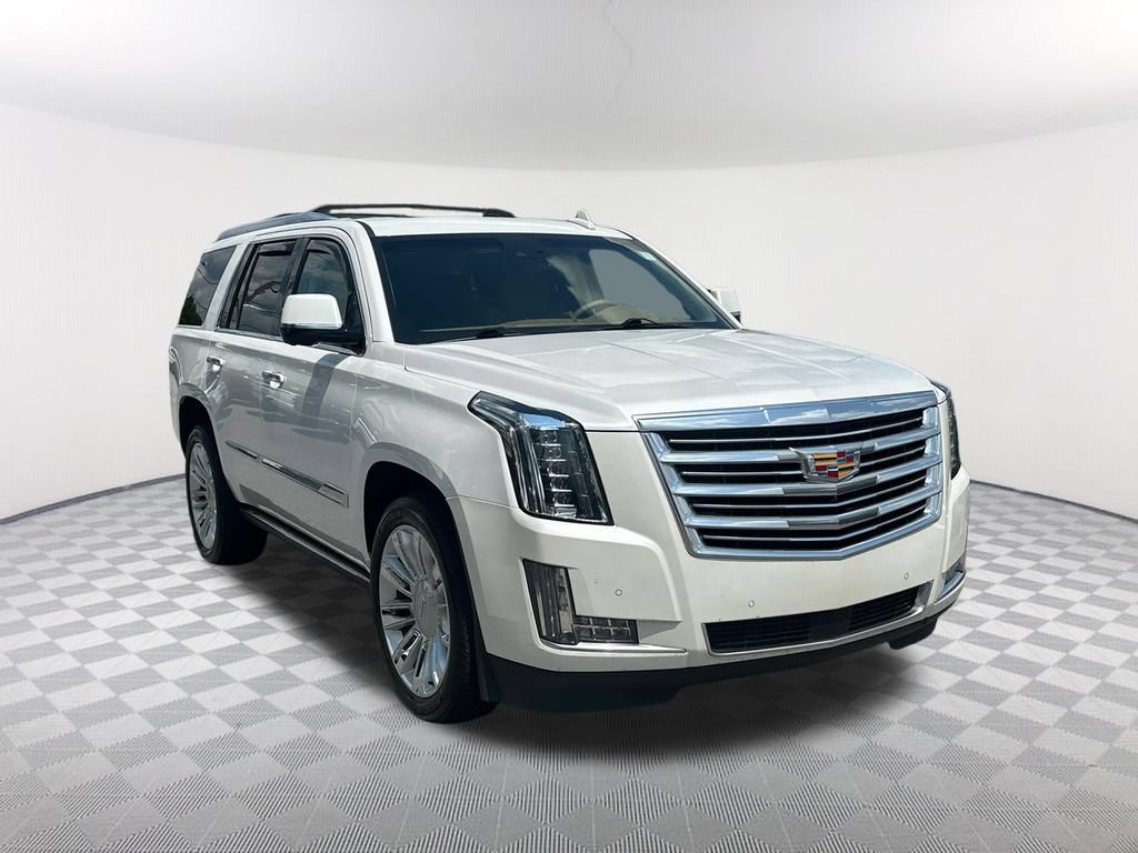 Used 2016 Cadillac Escalade Platinum AWD/4WD image 3