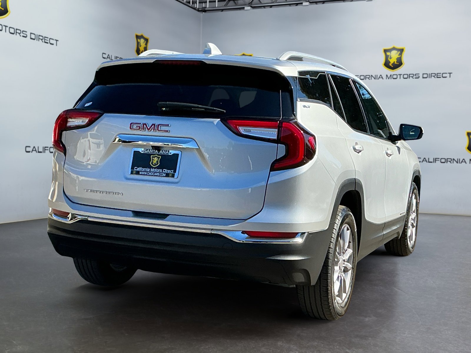 Used 2022 GMC Terrain SLT image 5