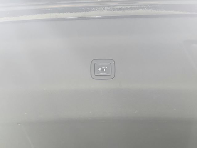 Used 2023 Chevrolet Tahoe Premier RWD image 51