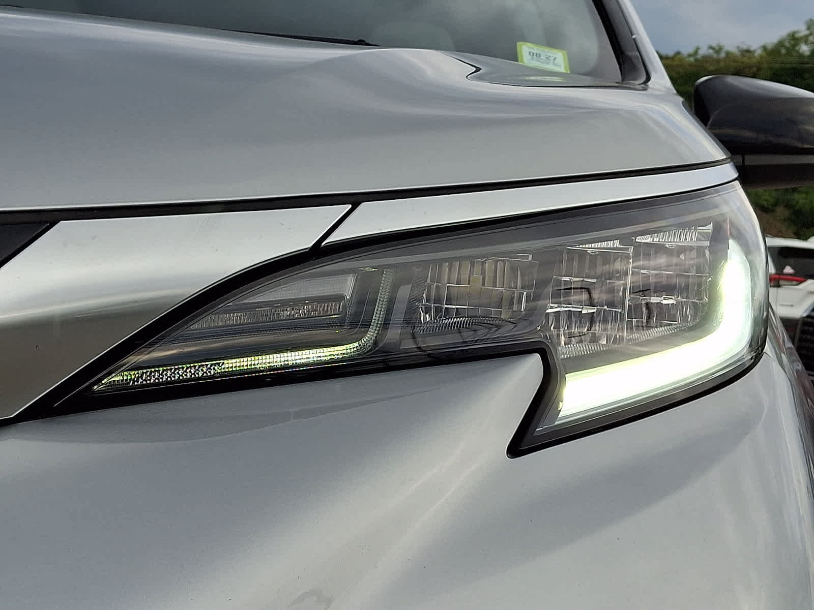 Used 2023 Toyota Sienna XSE w/ XSE Plus Package AWD/4WD image 11
