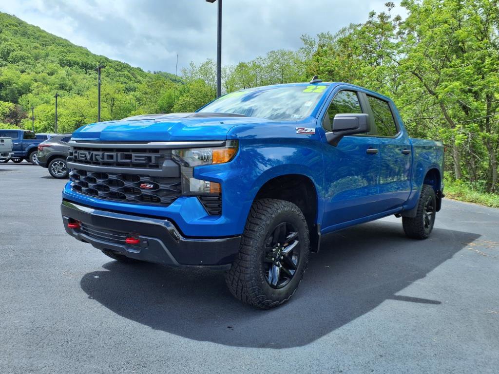 Used 2022 Chevrolet Silverado 1500 Custom Trail Boss AWD/4WD image 2