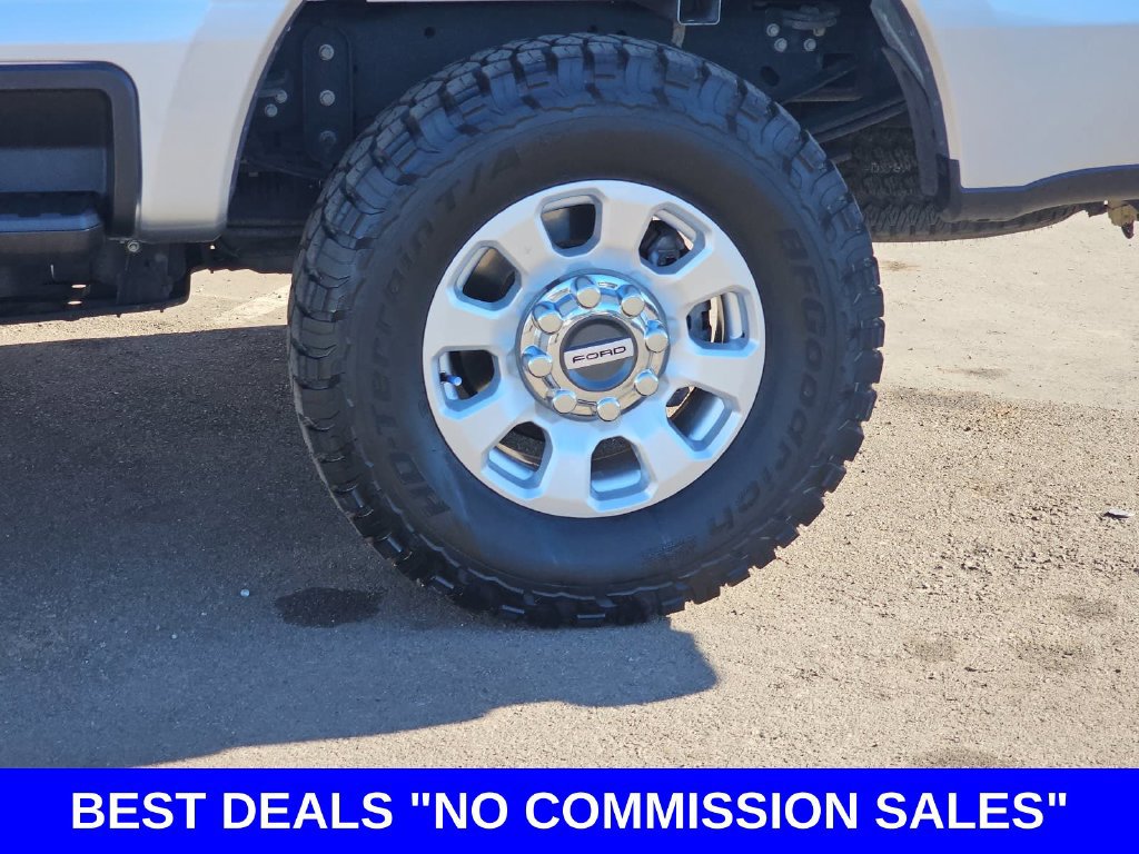 Used 2023 Ford F250 XLT w/ FX4 Off-Road Package AWD/4WD image 36