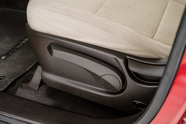 Used 2015 Hyundai Santa Fe Sport image 23