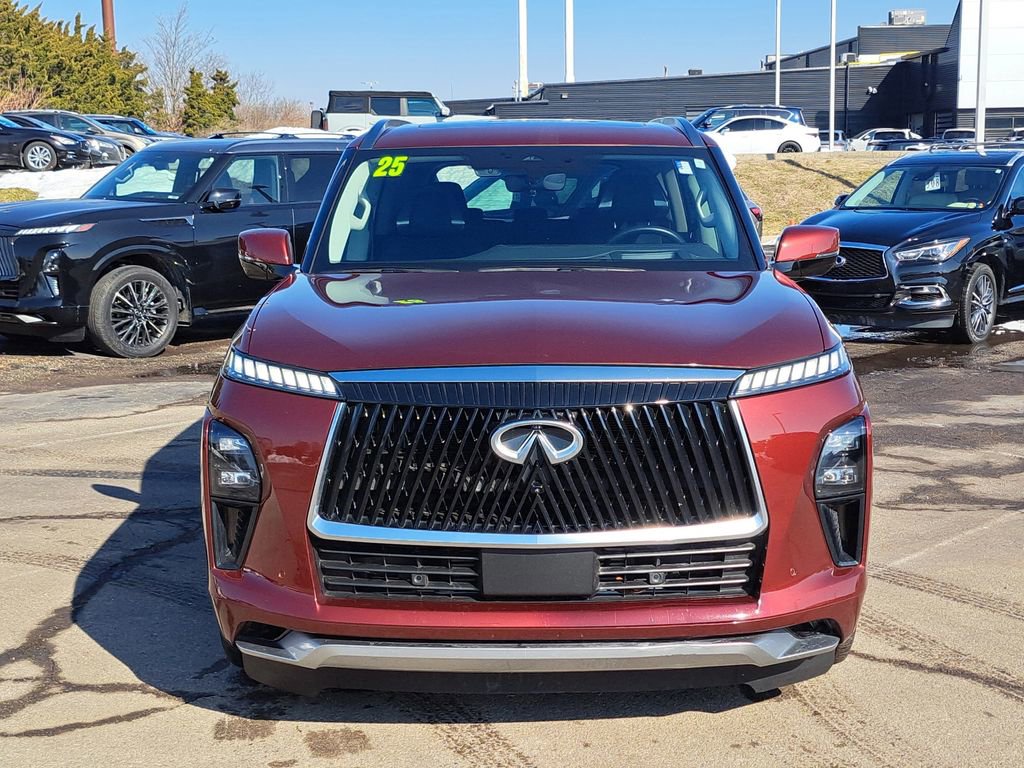 Used 2025 INFINITI QX80 Sensory image 8