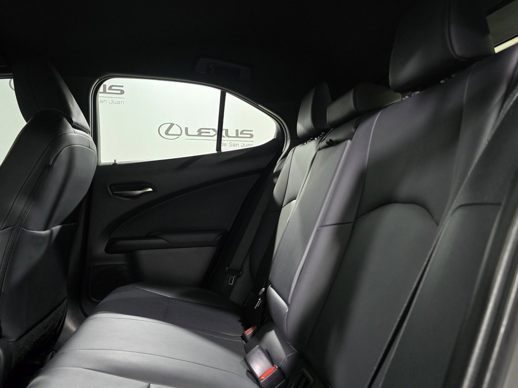 Used 2023 Lexus UX 250h FWD image 27
