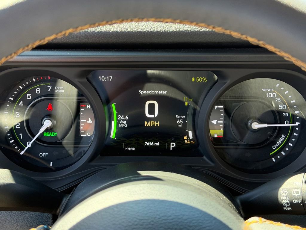 Certified 2024 Jeep Wrangler Unlimited w/ Convenience Group AWD/4WD image 13