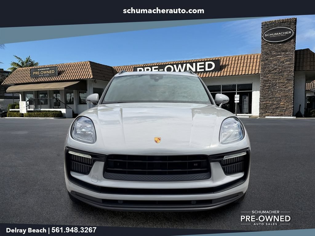 Used 2022 Porsche Macan S AWD/4WD image 2