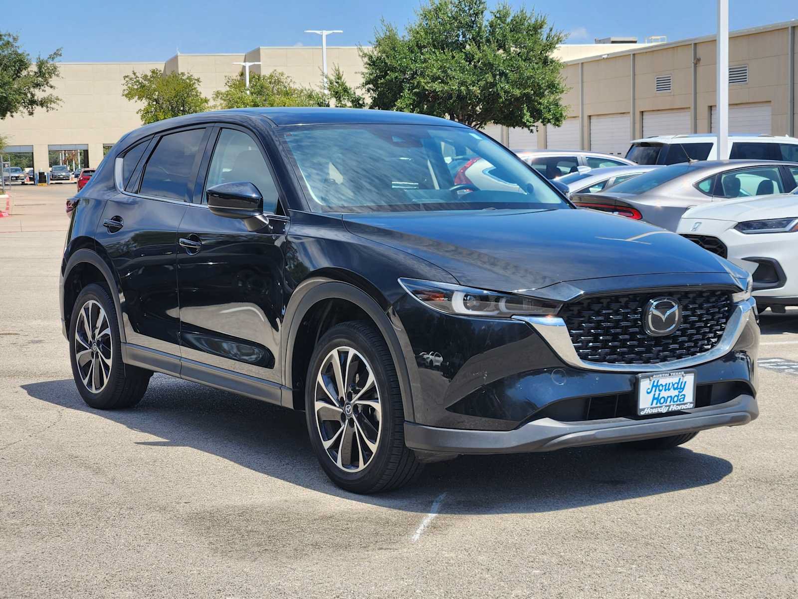 Used 2022 MAZDA CX-5 AWD 2.5 S w/ Premium Package image 3