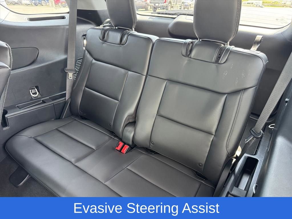 Used 2023 Ford Explorer XLT w/ Equipment Group 202A image 10