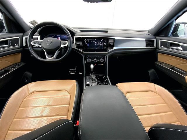 Certified 2023 Volkswagen Atlas Cross Sport SEL Premium R-Line image 12
