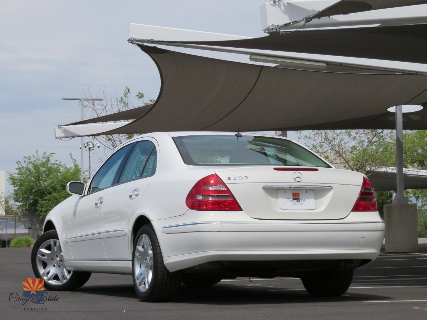 Used 2003 Mercedes-Benz E 500 Sedan w/ X2 Opt Pkg image 2