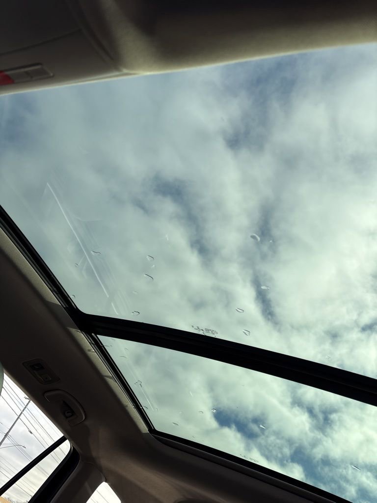 Used 2023 Volkswagen Atlas SEL Premium image 9