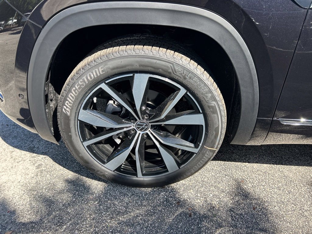 New 2026 Volkswagen Atlas Cross Sport SEL Premium R-Line AWD/4WD image 57