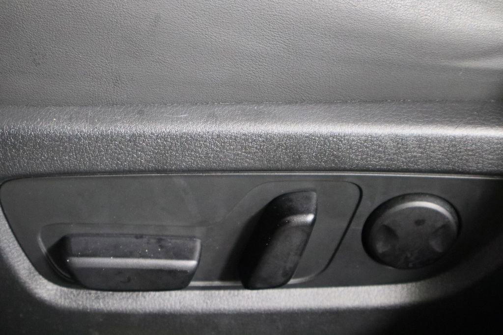 Used 2022 MAZDA CX-30 AWD 2.5 S w/ Preferred Package image 24