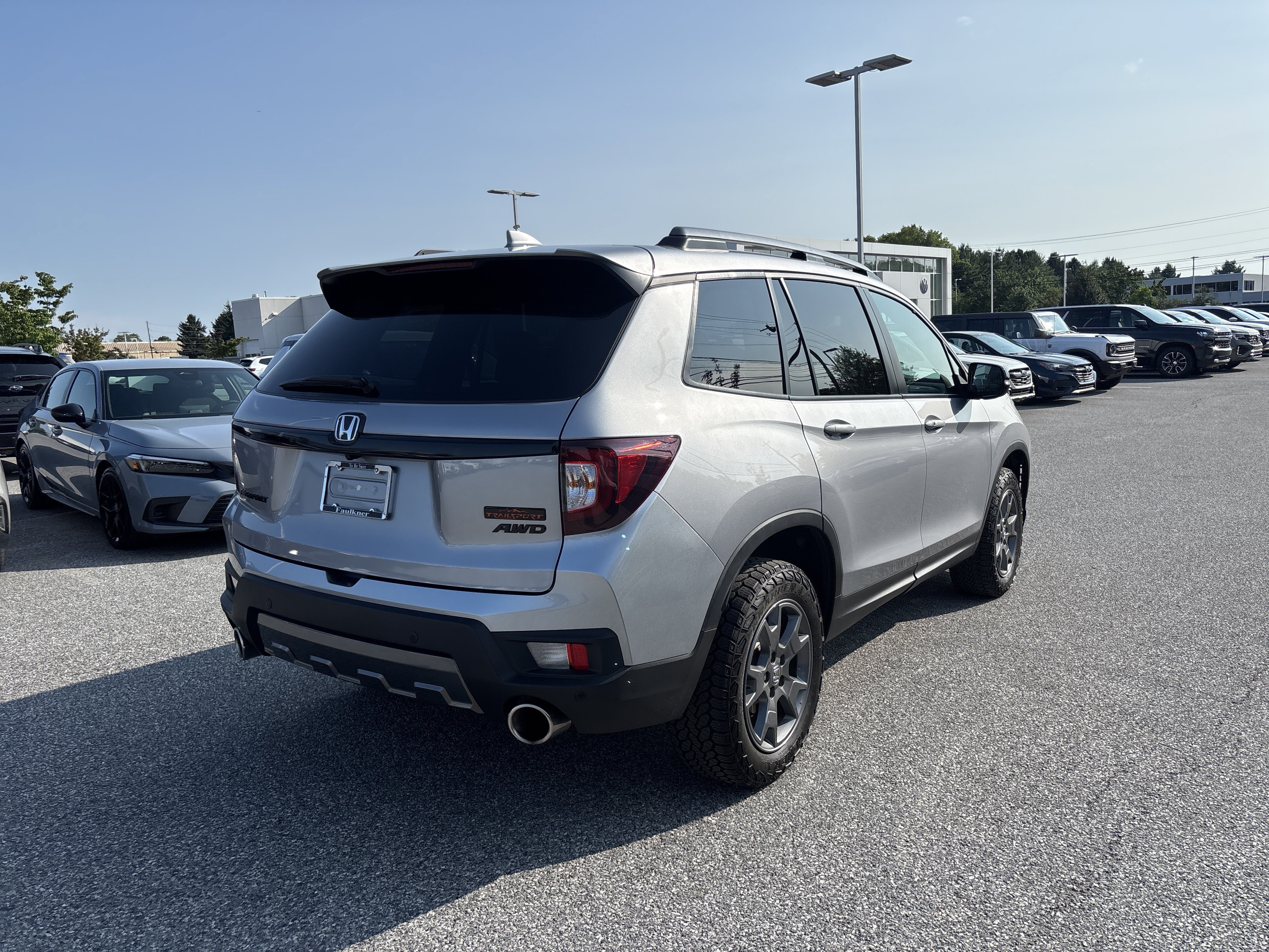 Used 2025 Honda Passport TrailSport image 18