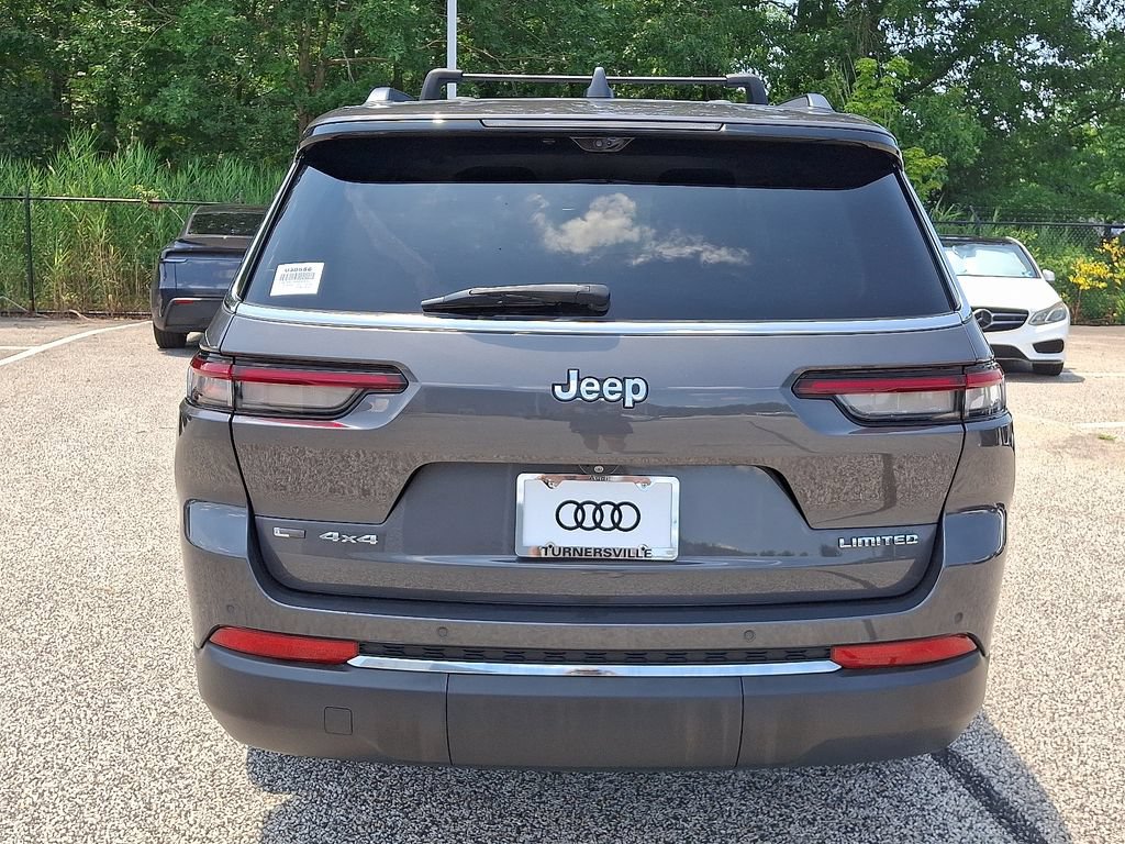 Used 2022 Jeep Grand Cherokee L Limited w/ Luxury Tech Group II AWD/4WD image 5