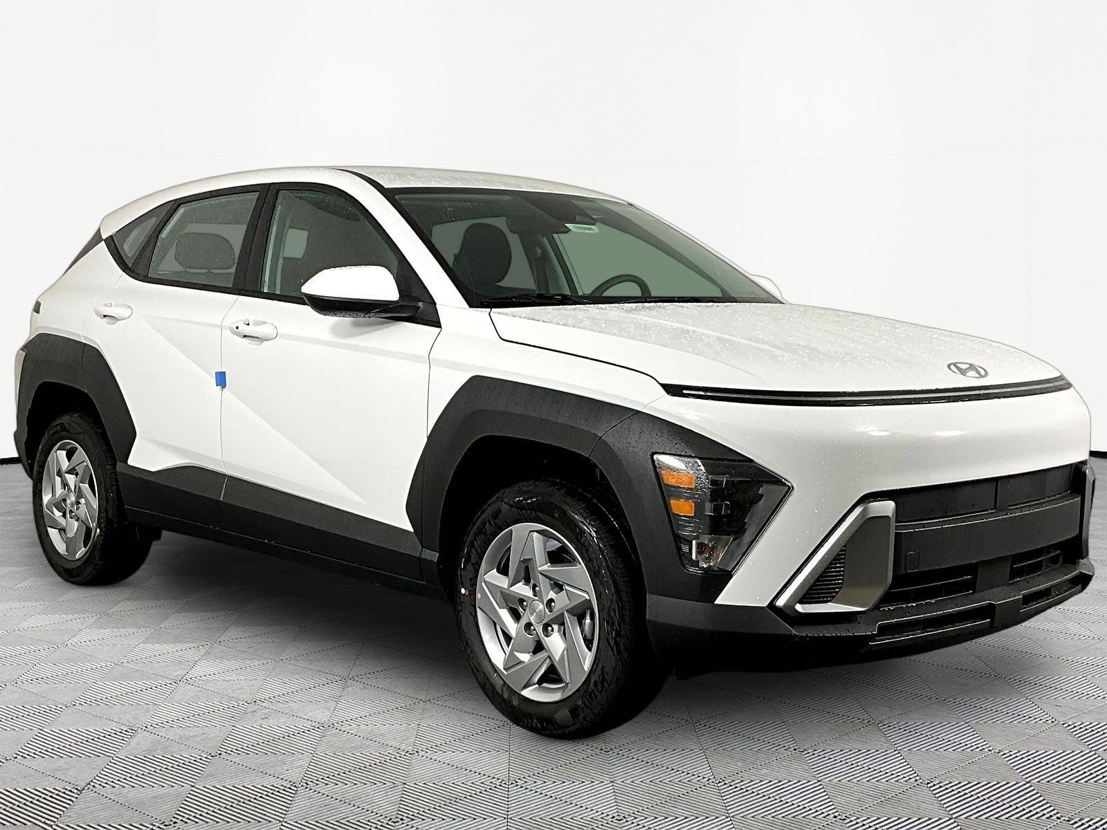 New 2027 Hyundai Kona SE AWD/4WD image 3