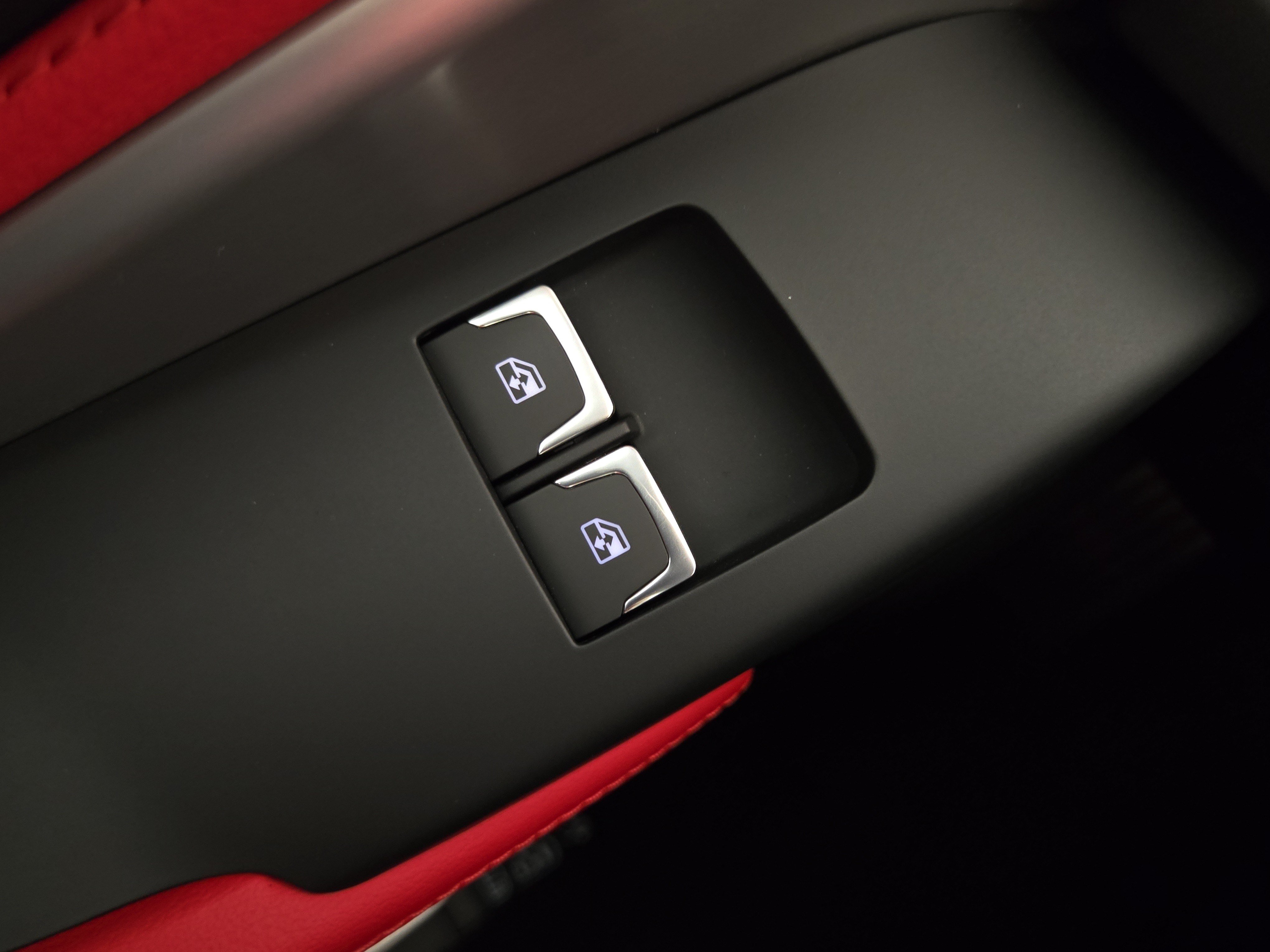 Used 2019 Chevrolet Corvette Stingray Convertible w/ 2LT Preferred Equipment Group RWD image 25
