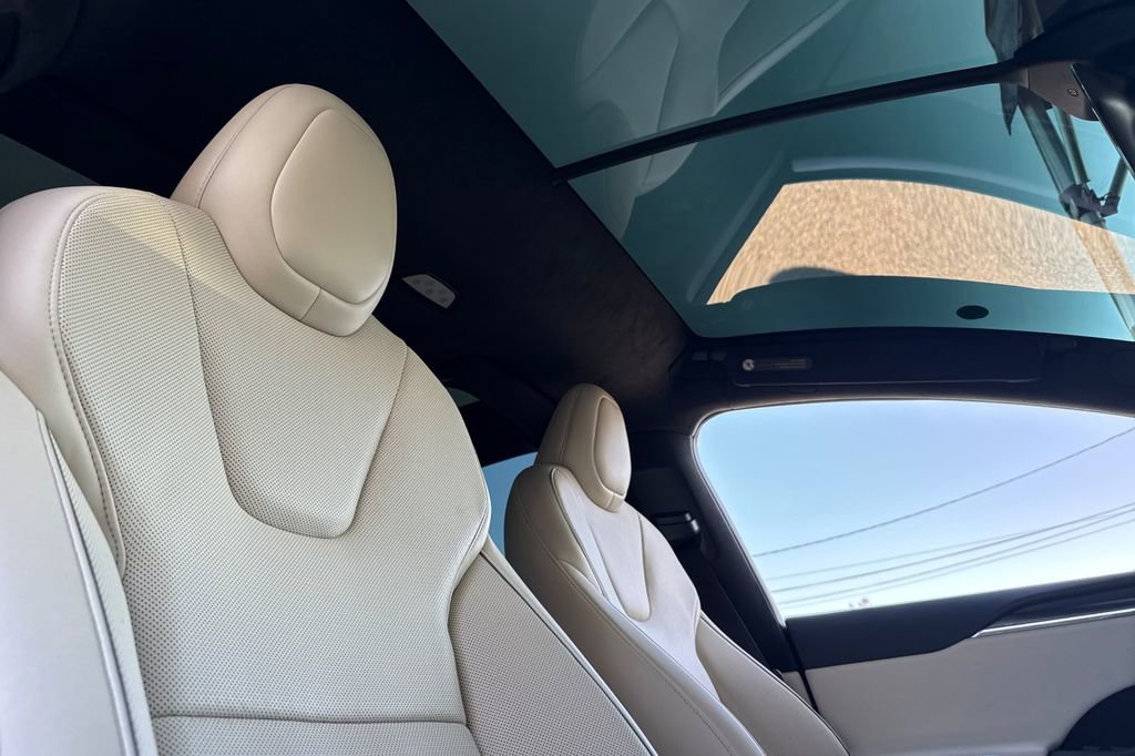 Used 2023 Tesla Model X Plaid AWD/4WD image 15