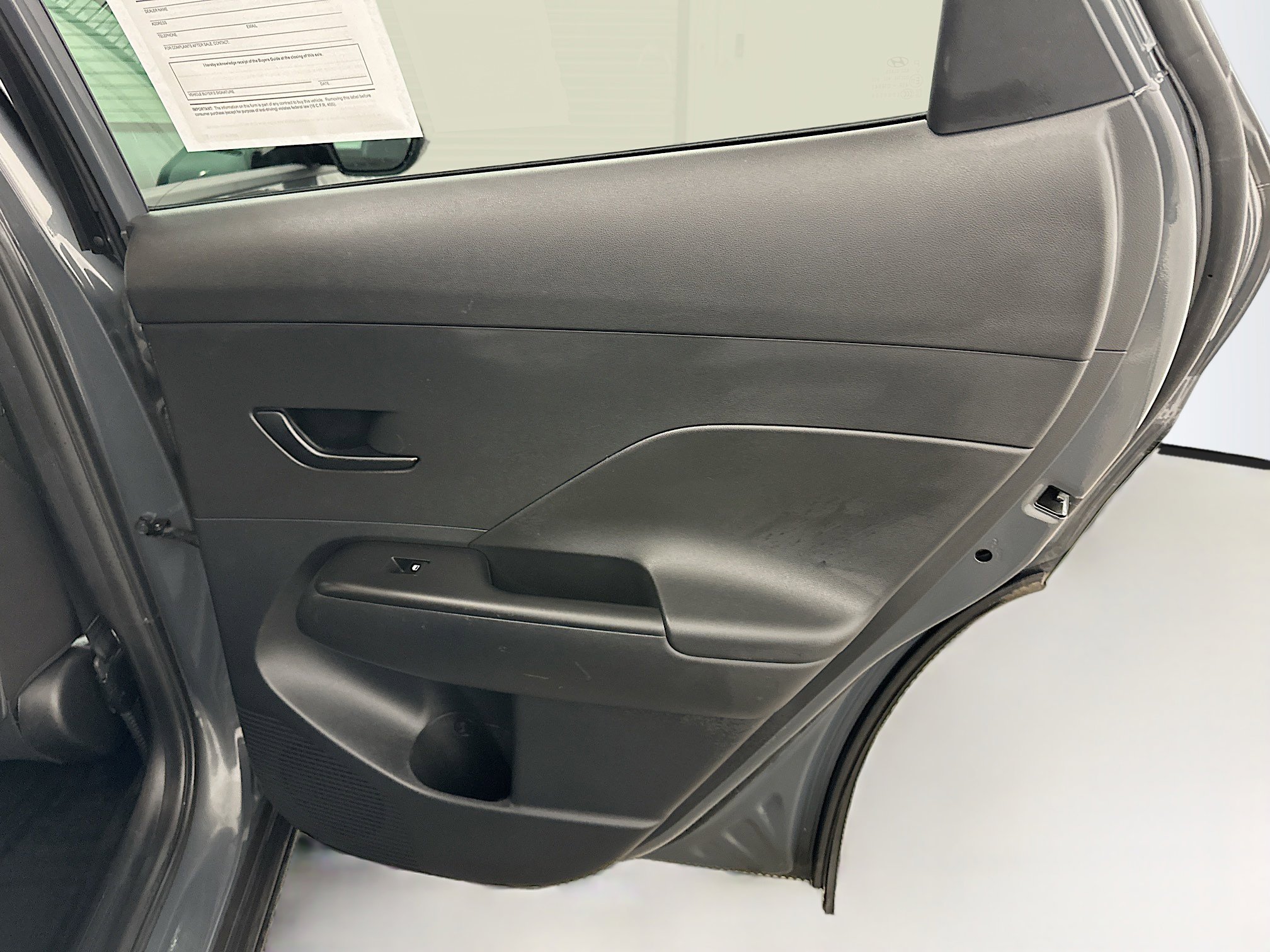 Used 2025 Hyundai Kona SEL image 31