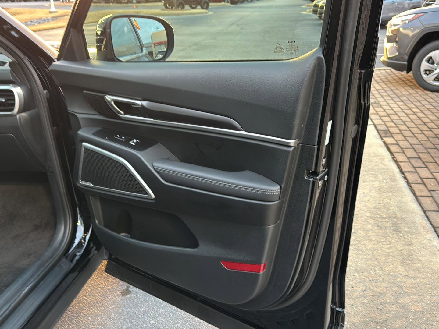 Used 2023 Kia Telluride S w/ S Sunroof Package image 12