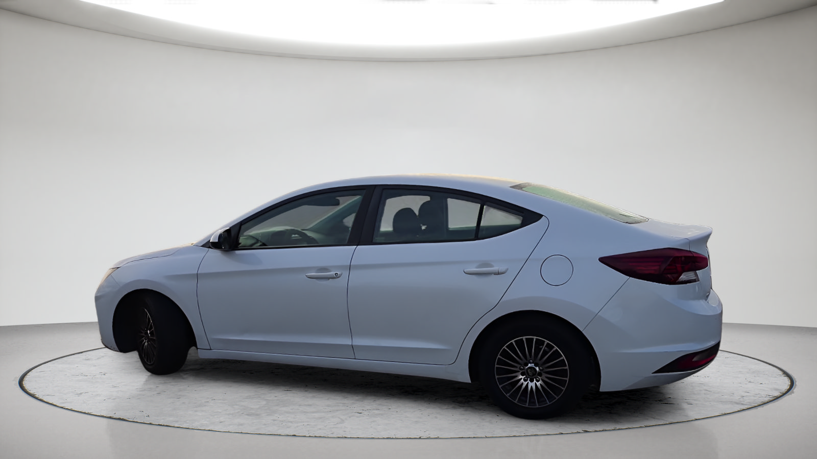 Used 2019 Hyundai Elantra SE w/ Cargo Package FWD image 10
