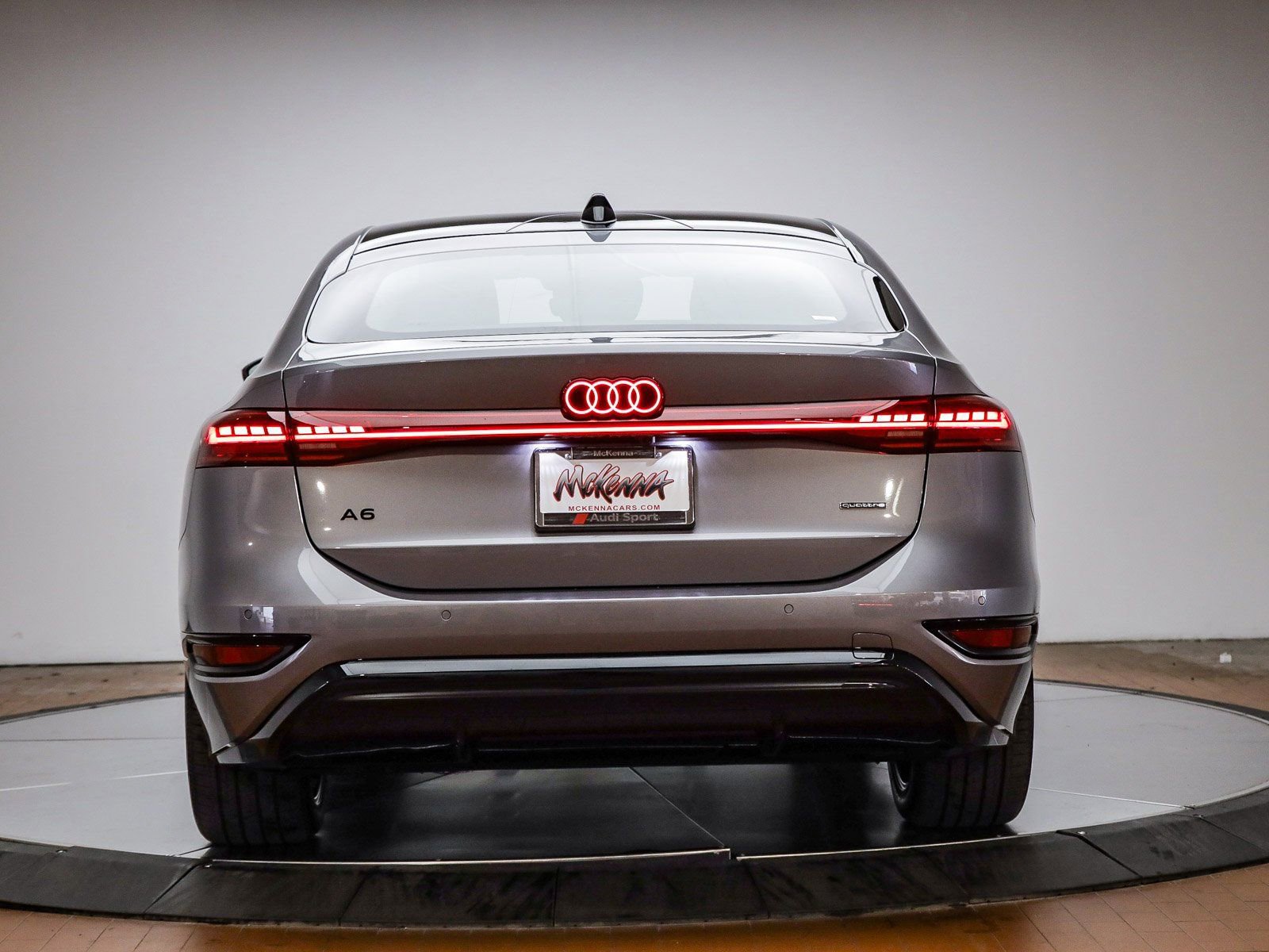 New 2025 Audi A6 e-tron Premium Plus image 8