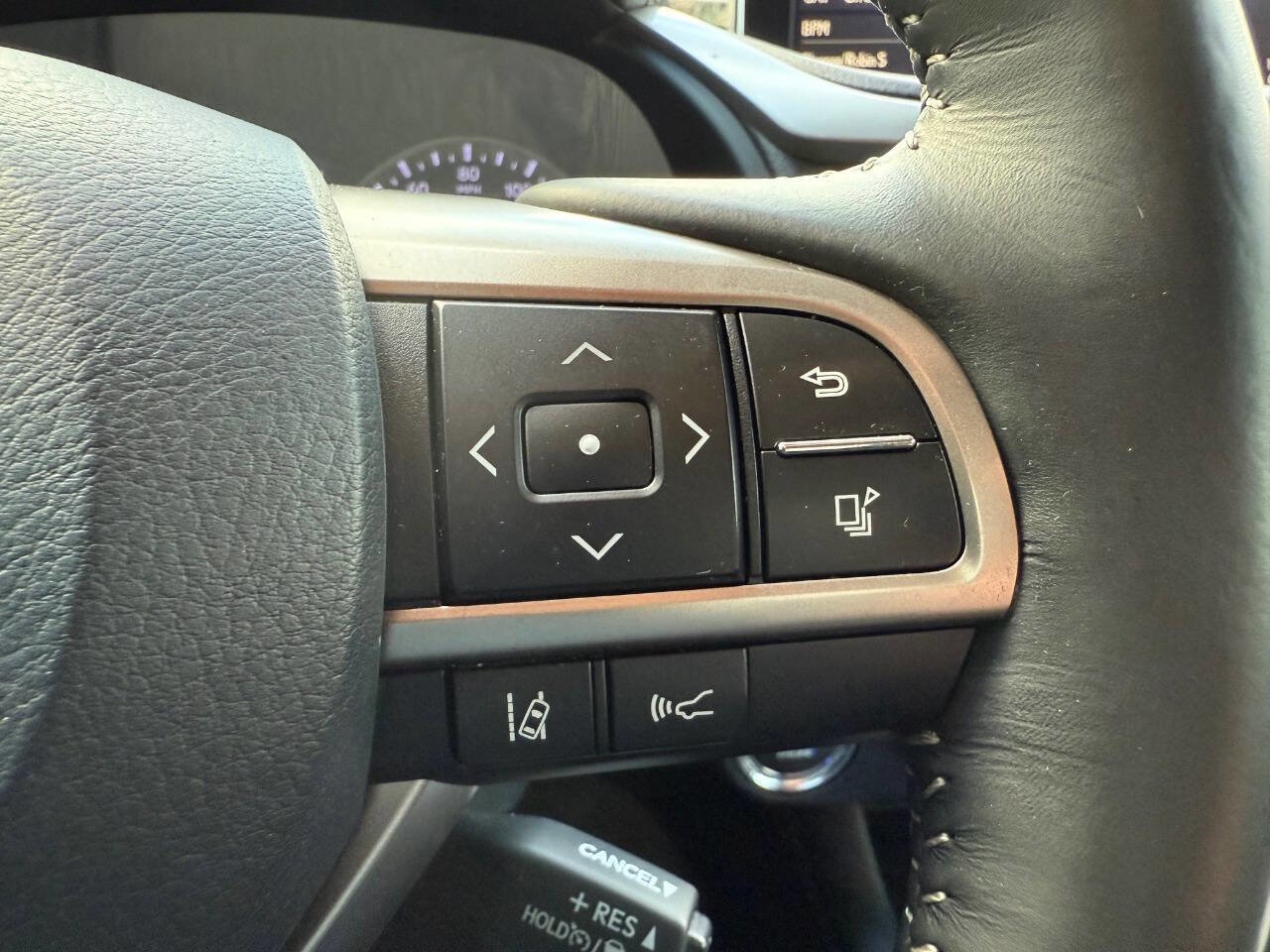 Used 2018 Lexus RX 350L Luxury w/ Accessory Package image 37